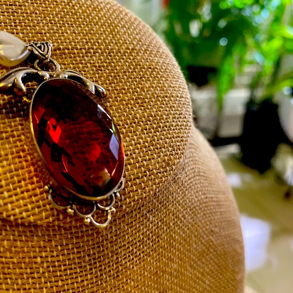 SS AMBER STONE PENDANT - Picture 3 of 6